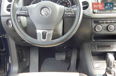 Внедорожник / Кроссовер Volkswagen Tiguan 2015 в 