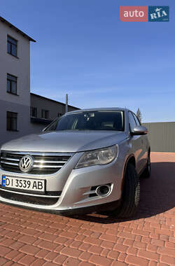 Внедорожник / Кроссовер Volkswagen Tiguan 2011 в Жашкове