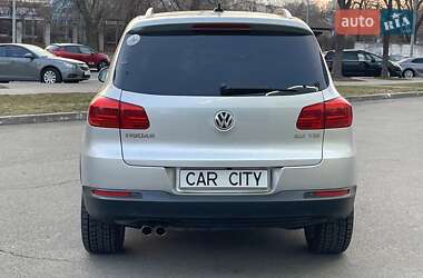 Внедорожник / Кроссовер Volkswagen Tiguan 2011 в Киеве