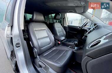 Внедорожник / Кроссовер Volkswagen Tiguan 2011 в Киеве