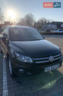 Позашляховик / Кросовер Volkswagen Tiguan 2013 в Києві