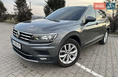 Позашляховик / Кросовер Volkswagen Tiguan 2019 в Хмельницькому