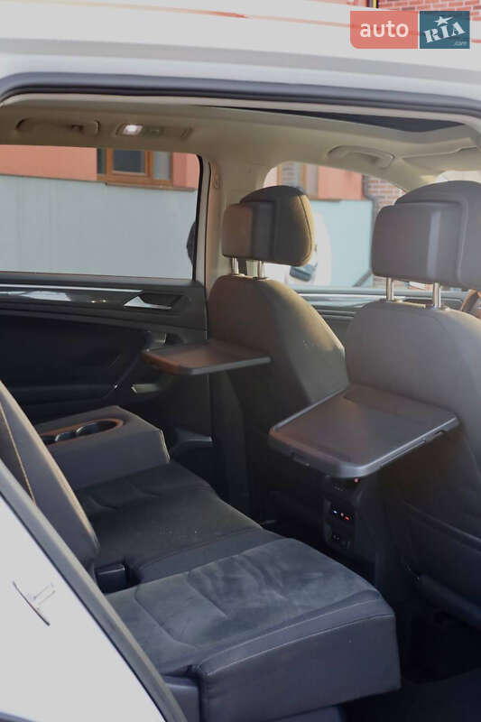 Позашляховик / Кросовер Volkswagen Tiguan 2018 в Львові