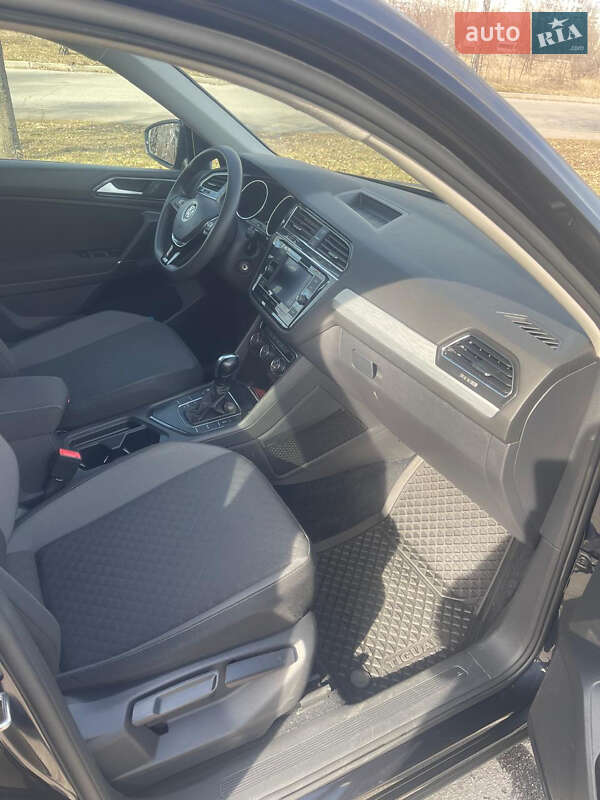 Внедорожник / Кроссовер Volkswagen Tiguan 2017 в Запорожье