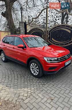 Позашляховик / Кросовер Volkswagen Tiguan 2018 в Запоріжжі