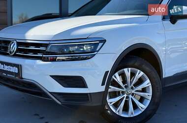 Внедорожник / Кроссовер Volkswagen Tiguan 2018 в 