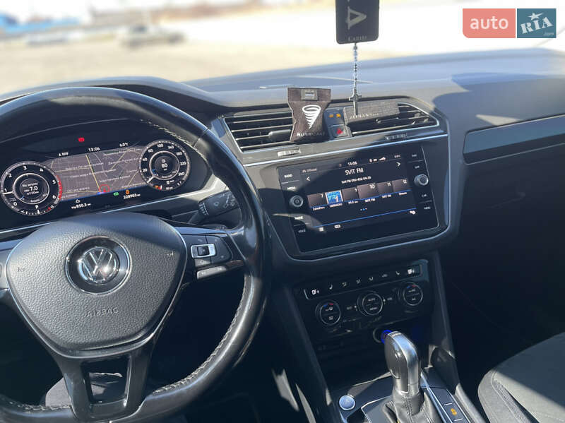 Внедорожник / Кроссовер Volkswagen Tiguan 2018 в Мукачево