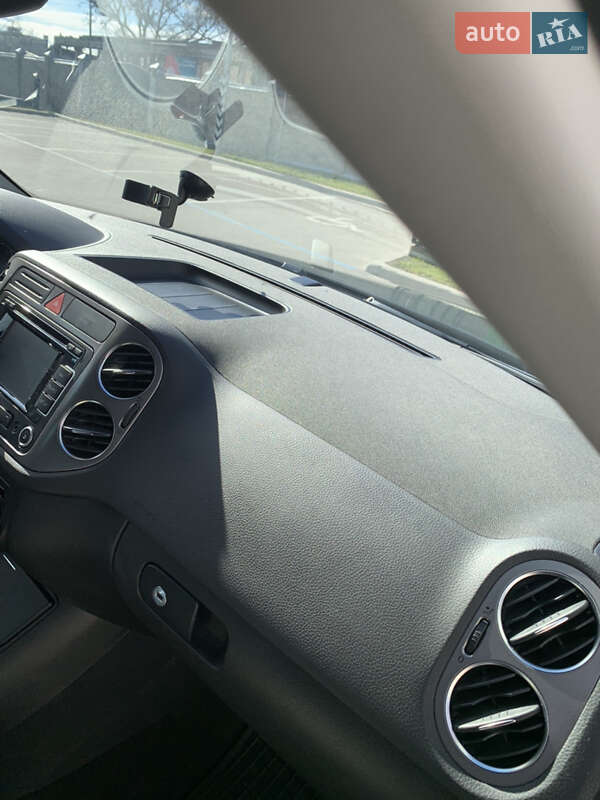 Внедорожник / Кроссовер Volkswagen Tiguan 2011 в Чернигове фото 45 Внедорожник / Кроссовер Volkswagen Tiguan 2011 в Чернигове