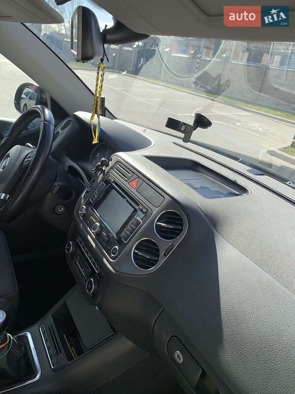 Внедорожник / Кроссовер Volkswagen Tiguan 2011 в Чернигове фото 51 Внедорожник / Кроссовер Volkswagen Tiguan 2011 в Чернигове