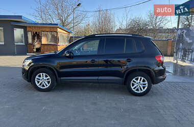 Позашляховик / Кросовер Volkswagen Tiguan 2011 в 
