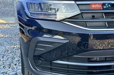 Внедорожник / Кроссовер Volkswagen Tiguan 2021 в 