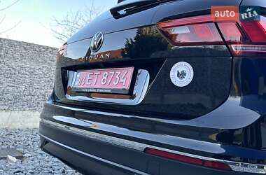 Внедорожник / Кроссовер Volkswagen Tiguan 2021 в 