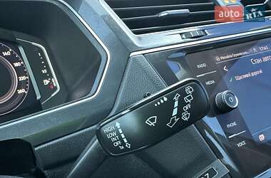 Внедорожник / Кроссовер Volkswagen Tiguan 2021 в 