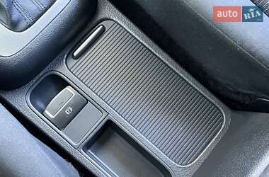 Позашляховик / Кросовер Volkswagen Tiguan 2013 в 