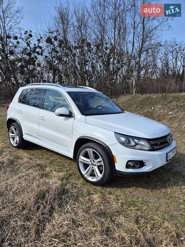 Внедорожник / Кроссовер Volkswagen Tiguan 2014 в Киеве