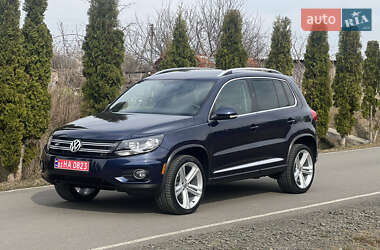 Внедорожник / Кроссовер Volkswagen Tiguan 2016 в 
