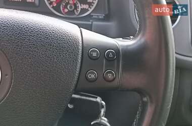 Внедорожник / Кроссовер Volkswagen Tiguan 2010 в 