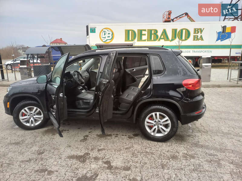Внедорожник / Кроссовер Volkswagen Tiguan 2015 в Долине