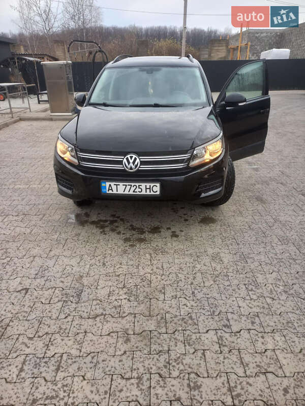 Внедорожник / Кроссовер Volkswagen Tiguan 2015 в Долине