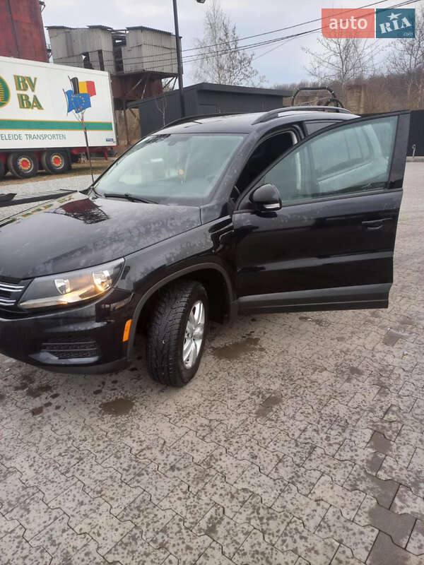 Внедорожник / Кроссовер Volkswagen Tiguan 2015 в Долине