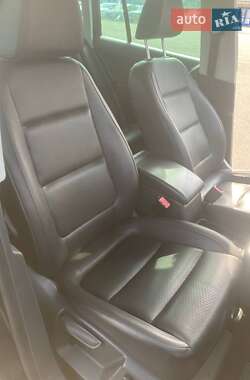 Внедорожник / Кроссовер Volkswagen Tiguan 2012 в 