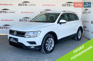Позашляховик / Кросовер Volkswagen Tiguan 2019 в 