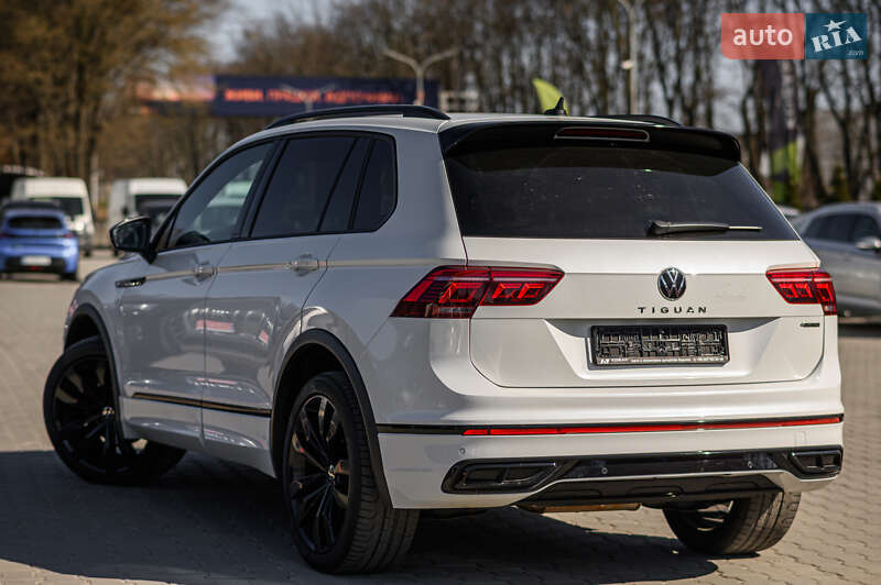 Внедорожник / Кроссовер Volkswagen Tiguan 2021 в Львове
