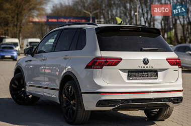 Позашляховик / Кросовер Volkswagen Tiguan 2021 в 