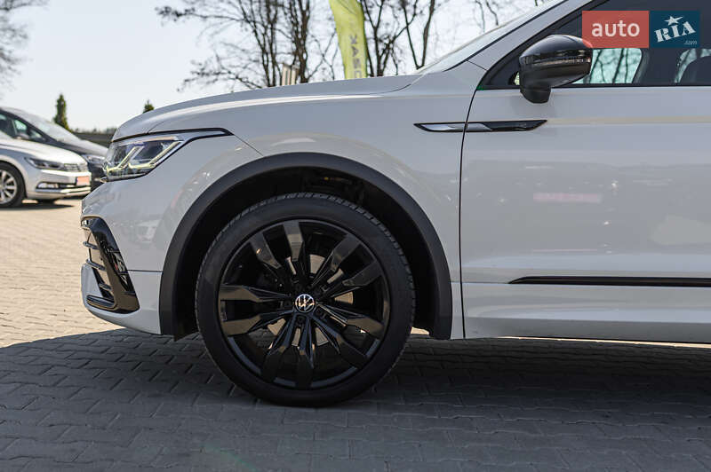 Внедорожник / Кроссовер Volkswagen Tiguan 2021 в Львове