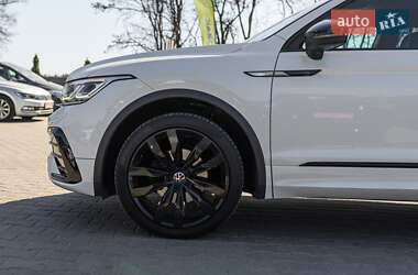 Позашляховик / Кросовер Volkswagen Tiguan 2021 в 