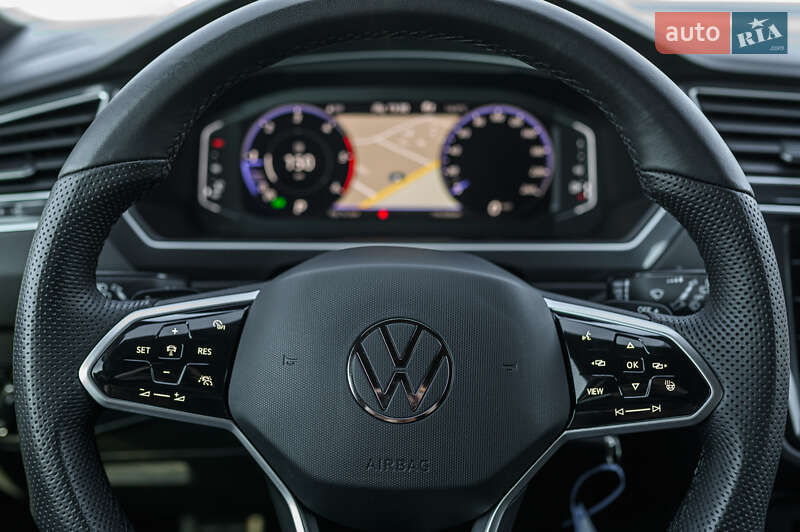 Внедорожник / Кроссовер Volkswagen Tiguan 2021 в Львове