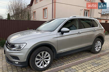 Внедорожник / Кроссовер Volkswagen Tiguan 2020 в 