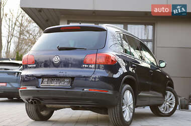 Внедорожник / Кроссовер Volkswagen Tiguan 2012 в 