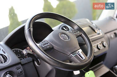 Внедорожник / Кроссовер Volkswagen Tiguan 2012 в 