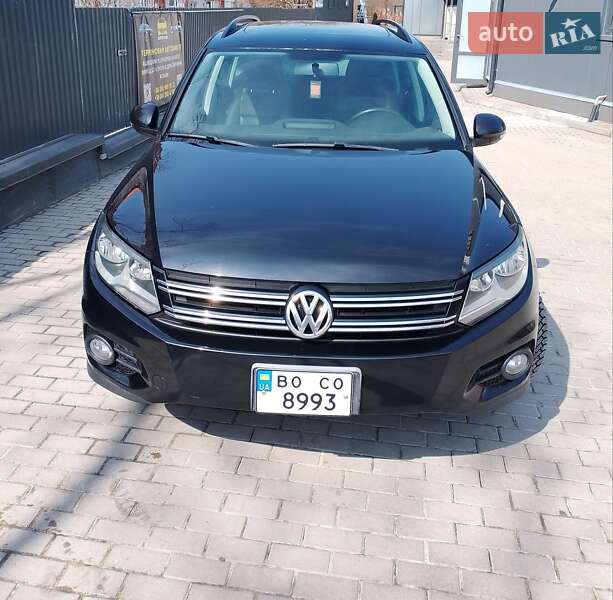 Внедорожник / Кроссовер Volkswagen Tiguan 2012 в Тернополе