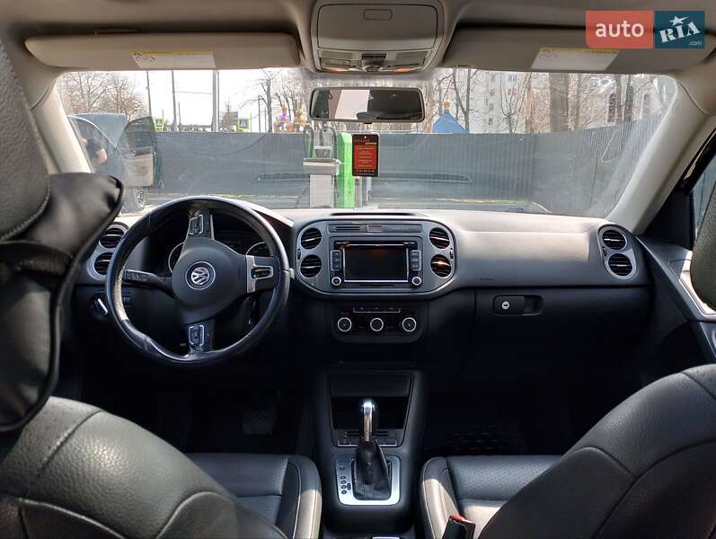 Внедорожник / Кроссовер Volkswagen Tiguan 2012 в Тернополе