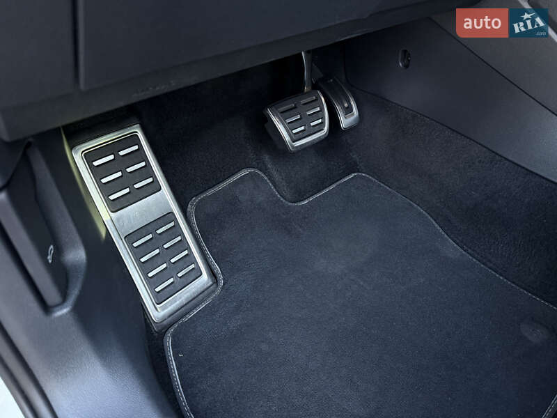 Внедорожник / Кроссовер Volkswagen Tiguan 2022 в Черновцах