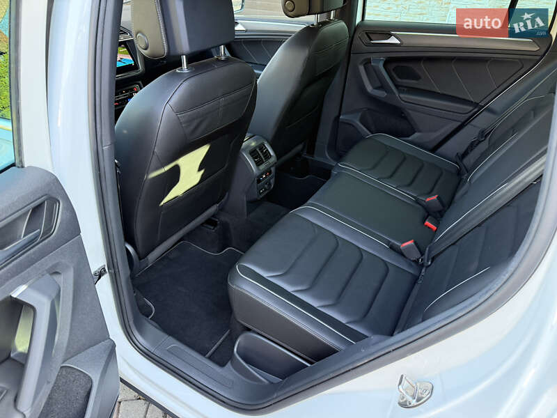 Внедорожник / Кроссовер Volkswagen Tiguan 2022 в Черновцах