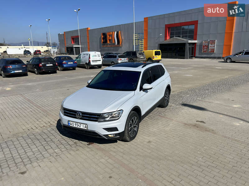 Внедорожник / Кроссовер Volkswagen Tiguan 2018 в Хусте фото 3 Внедорожник / Кроссовер Volkswagen Tiguan 2018 в Хусте