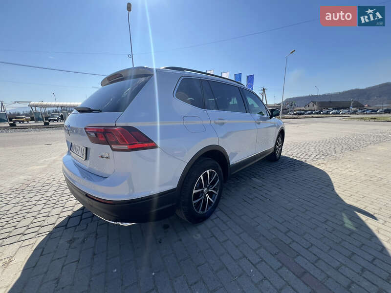 Внедорожник / Кроссовер Volkswagen Tiguan 2018 в Хусте фото 17 Внедорожник / Кроссовер Volkswagen Tiguan 2018 в Хусте