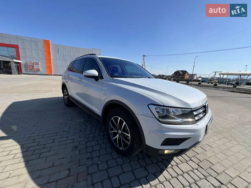 Внедорожник / Кроссовер Volkswagen Tiguan 2018 в Хусте фото 20 Внедорожник / Кроссовер Volkswagen Tiguan 2018 в Хусте