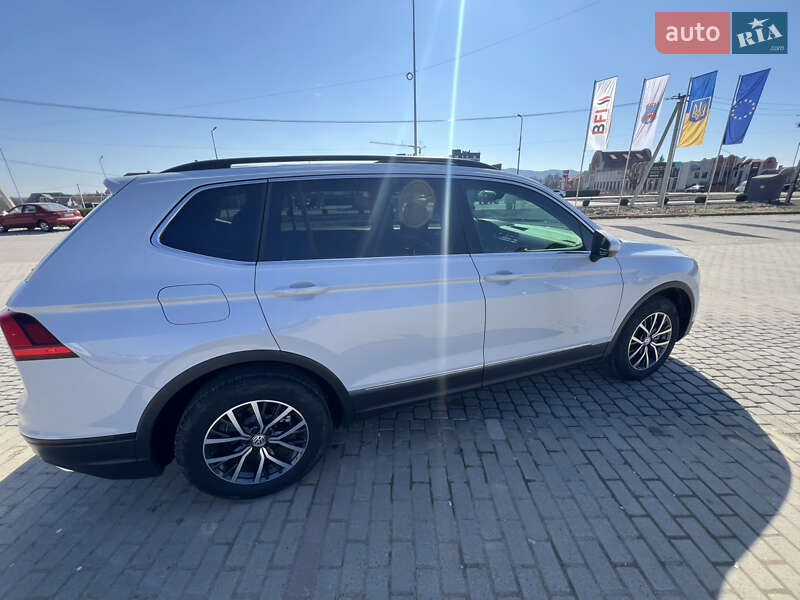 Внедорожник / Кроссовер Volkswagen Tiguan 2018 в Хусте фото 18 Внедорожник / Кроссовер Volkswagen Tiguan 2018 в Хусте