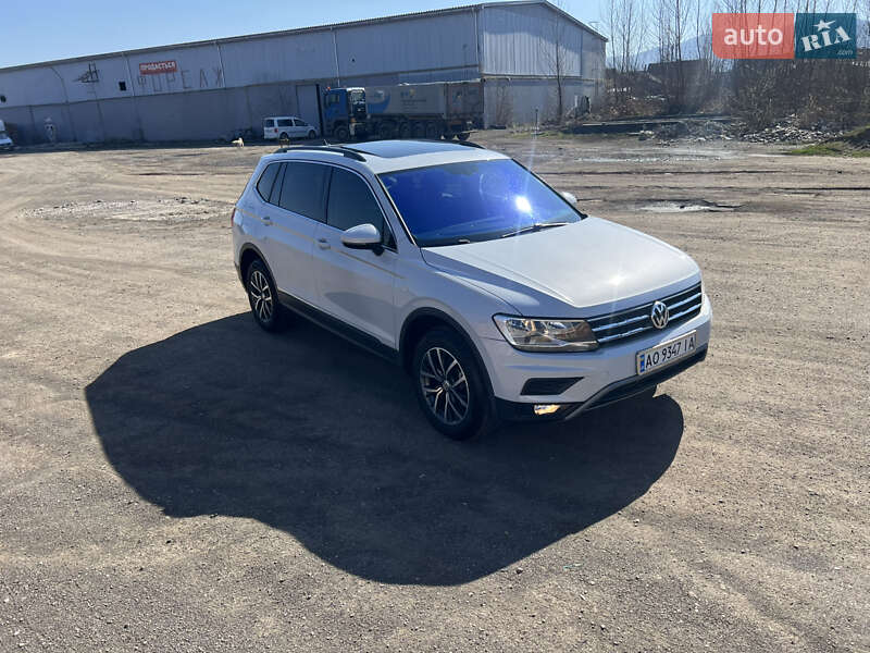 Внедорожник / Кроссовер Volkswagen Tiguan 2018 в Хусте фото 49 Внедорожник / Кроссовер Volkswagen Tiguan 2018 в Хусте