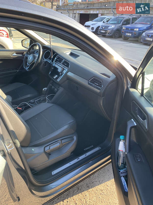 Позашляховик / Кросовер Volkswagen Tiguan 2020 в Одесі