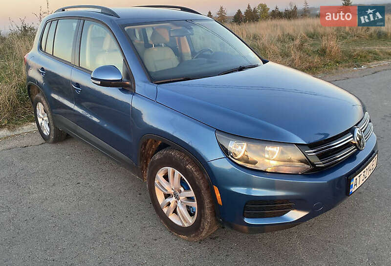 Позашляховик / Кросовер Volkswagen Tiguan 2016 в 
