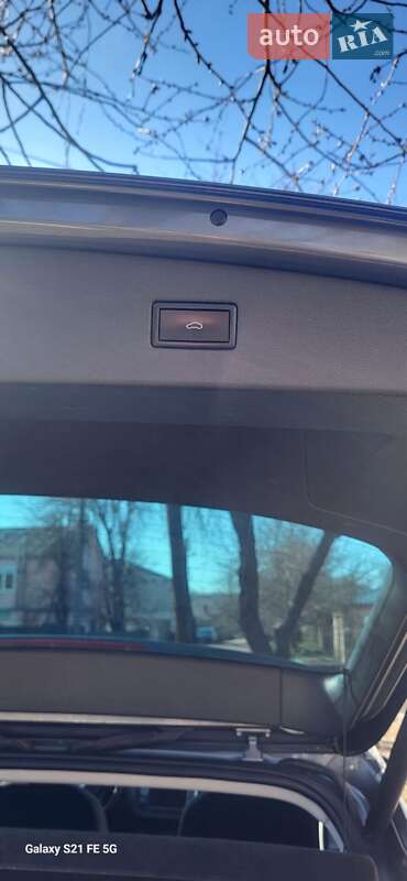 Внедорожник / Кроссовер Volkswagen Tiguan 2017 в Фастове