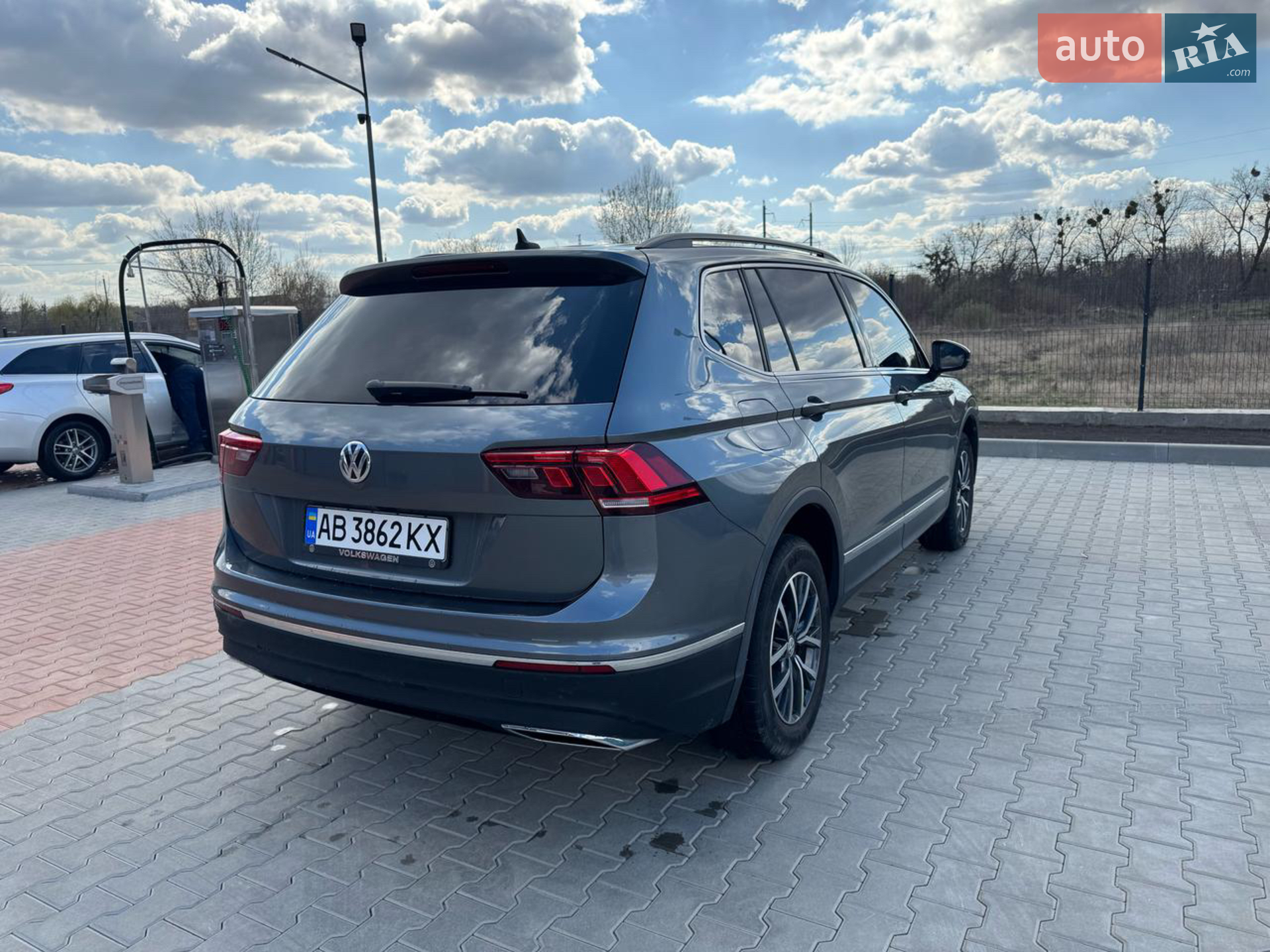 2020 Volkswagen Tiguan - мініатюра 7