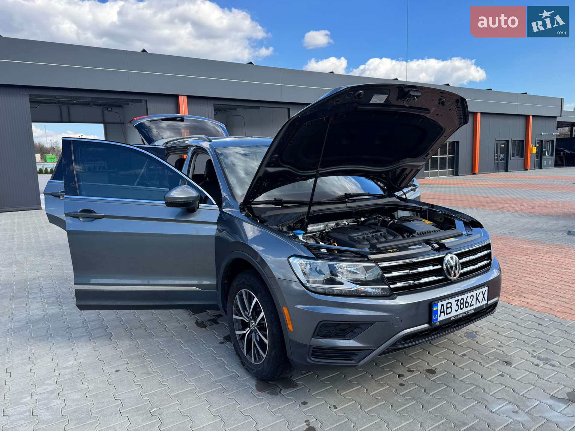 2020 Volkswagen Tiguan - мініатюра 10
