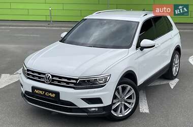 Внедорожник / Кроссовер Volkswagen Tiguan 2018 в 