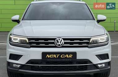 Внедорожник / Кроссовер Volkswagen Tiguan 2018 в 